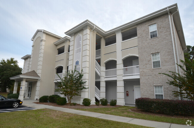 Building Photo - 908 Resort Cir