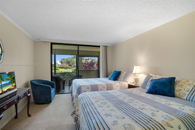 Foto del edificio - 1815 Mooringline Dr