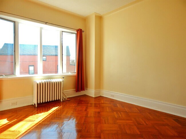 Foto del edificio - 228 Hutton St