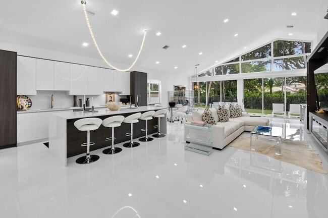 Photo - 5372 NW 21st Avenue Unit House