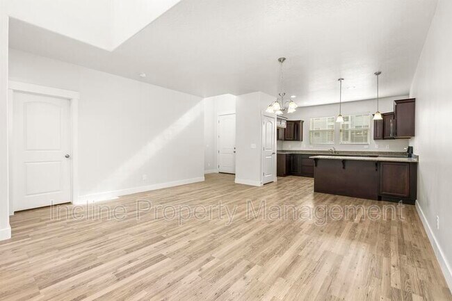 Building Photo - 3964 Hardman Way