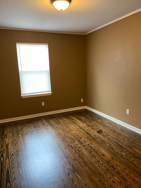Foto del edificio - 1348 E Seminole St