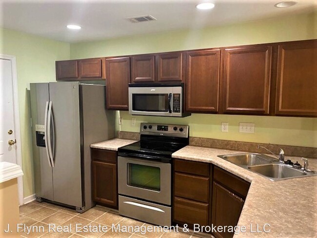 Building Photo - 2 br, 2.5 bath House - 2568 Brackley Pl NW