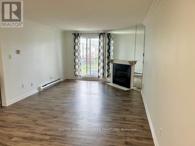 Photo du bâtiment - 731-731 Deveron Crescent