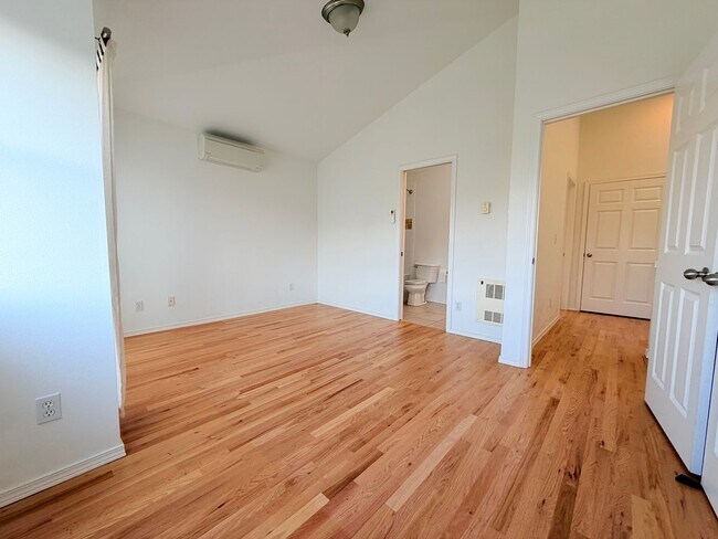 Foto del edificio - 2443 NW 59th St
