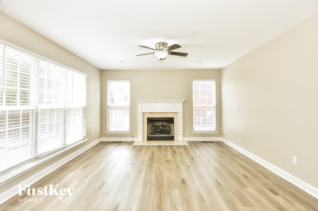 Building Photo - 4801 Mara Vista Dr