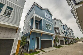 Building Photo - 948 Fisher St