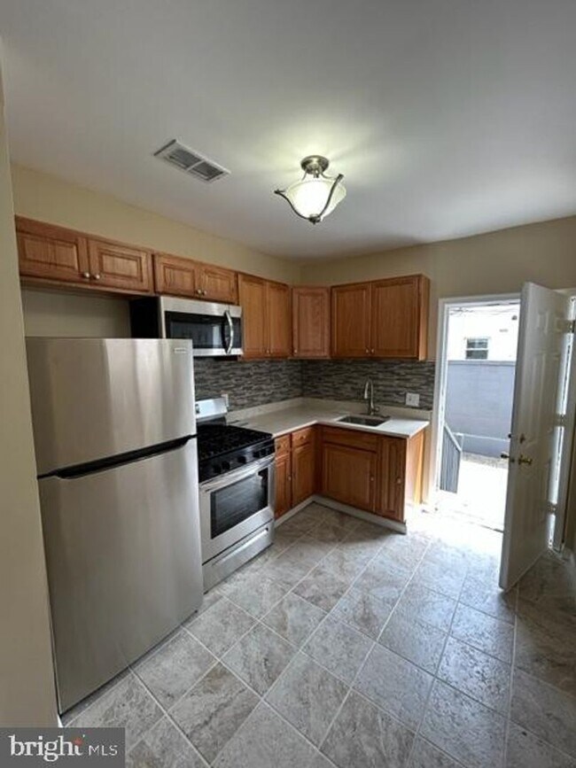 Photo - Recently Renovated 3-Bedroom Home in South...