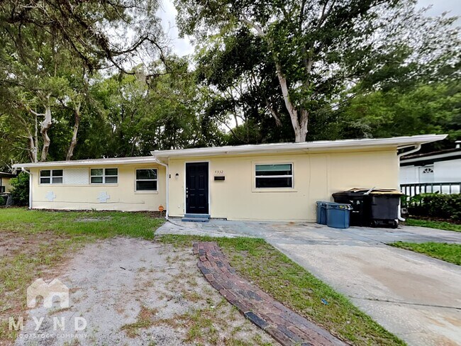 Foto del edificio - 4332 Biddy Ln West