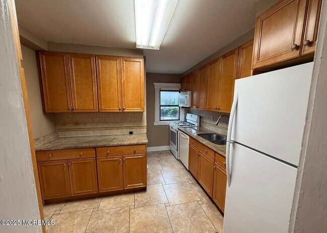 Foto del edificio - 1001 Norwood Ave