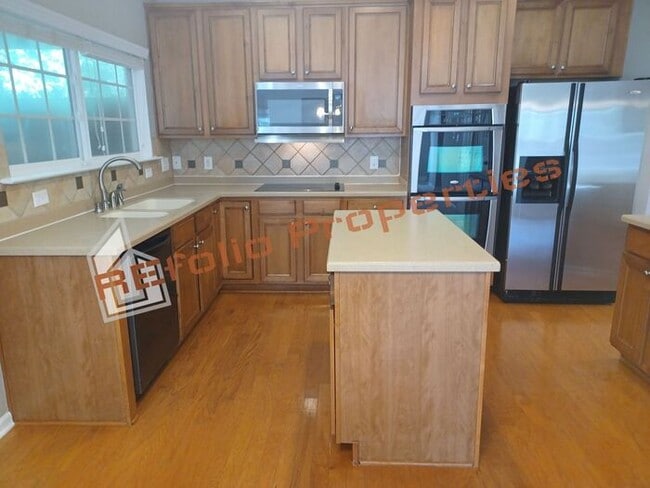 Building Photo - 403 Tresa Brook Ct