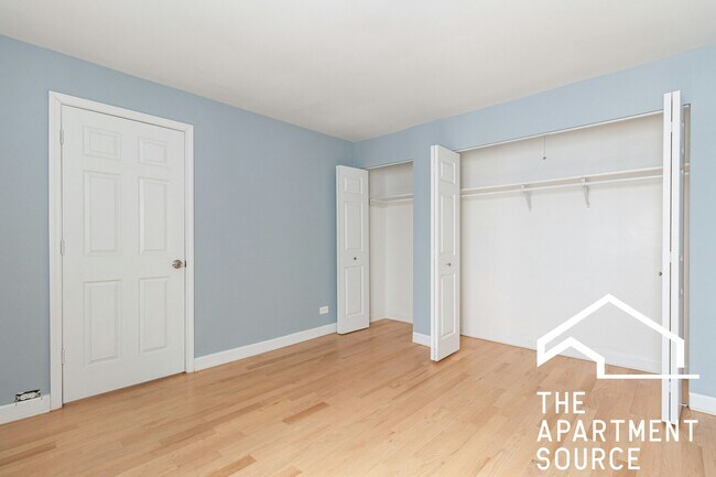 Photo - 669 W Grace St Apartment