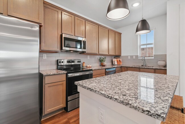 Building Photo - 4350 South State Highway 360 Apt #A114, Gr...