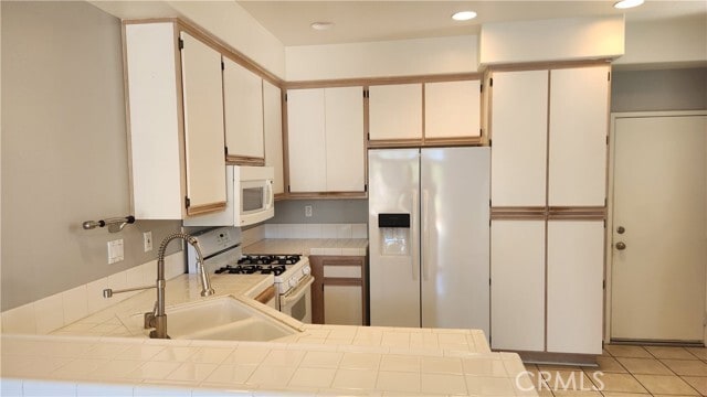 Building Photo - 28456 Yosemite Dr