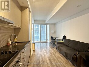 Building Photo - 87 Peter St