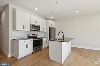 Building Photo - 2157 E Lehigh Ave