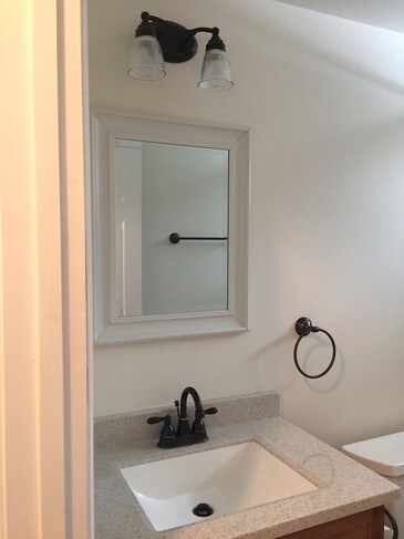 Bathroom - 92 NY-245