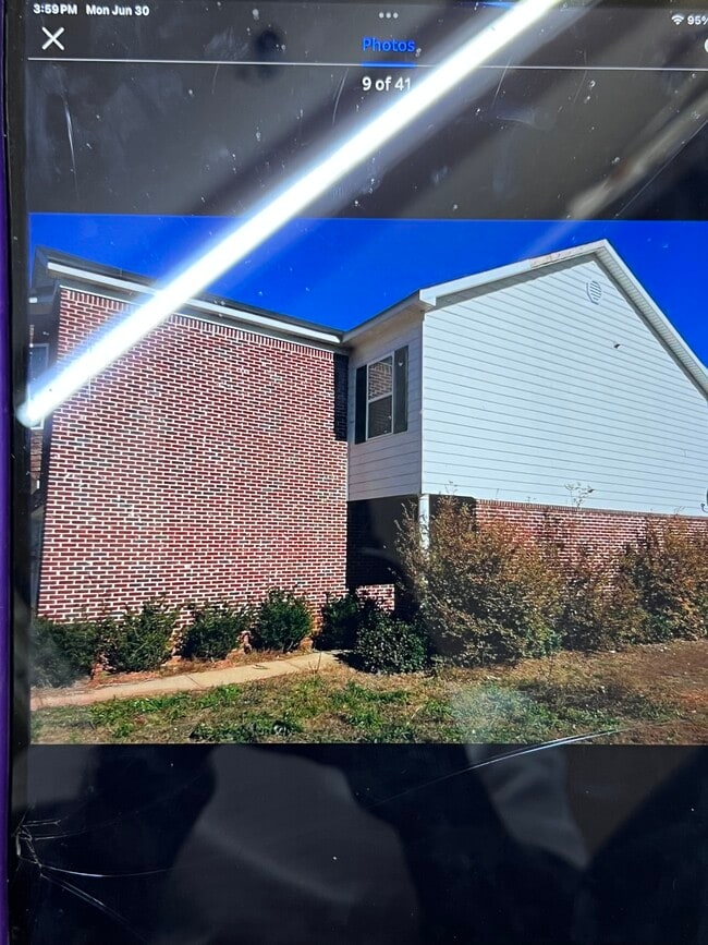 Building Photo - 4028 Haworth Pky