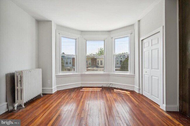 Foto del edificio - 5041 Locust St