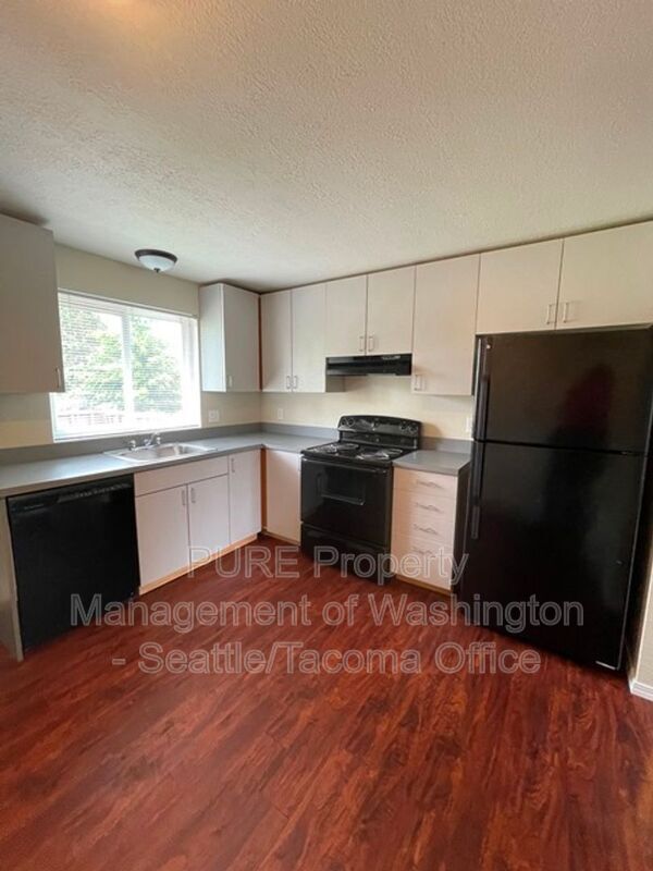 Foto del edificio - 9816 20th Ave SW