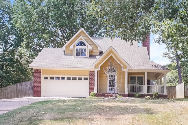 Building Photo - 5885 Southridge Dr