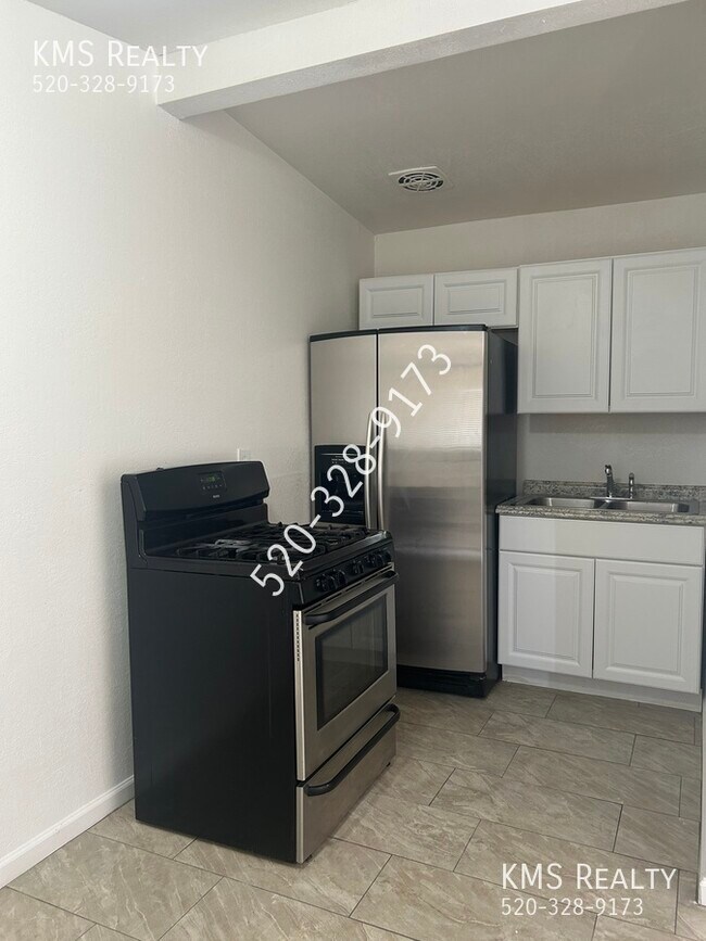 Foto del edificio - 1 Bed / 1 Bath Unit - OWNER/AGENT