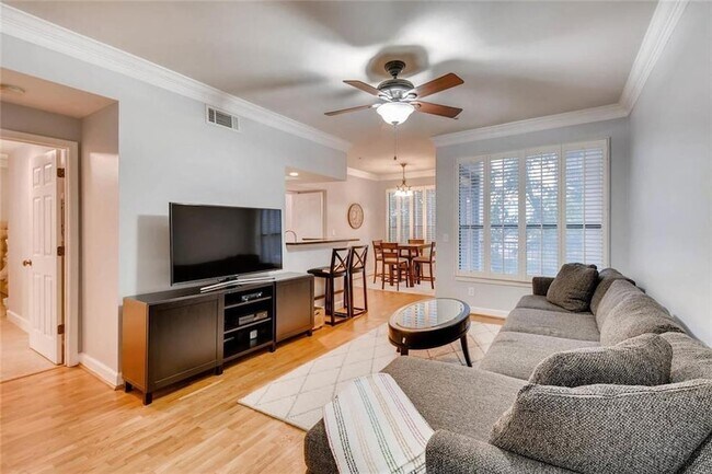 Foto del edificio - 3777 Peachtree Rd NE