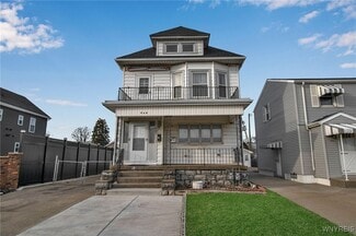 Building Photo - 990 Hertel Ave