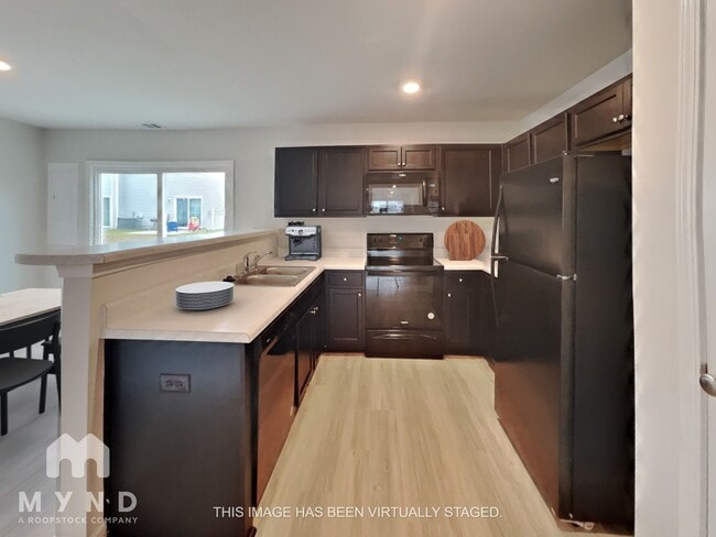 Building Photo - 26 Brown Thrasher Ct