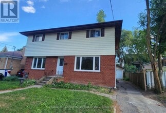 Building Photo - 42 Cartier Crescent