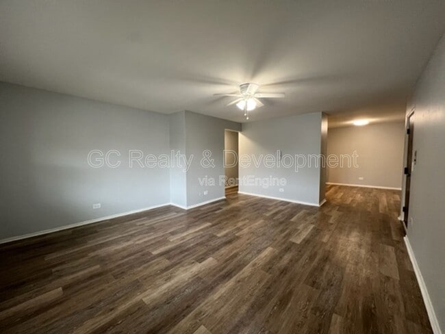 Building Photo - 312 N Warwick Ave