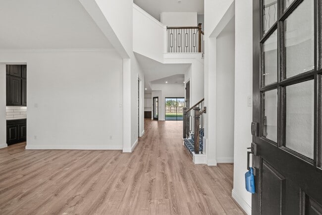 Foto del edificio - 18935 Wild Thornberry Dr