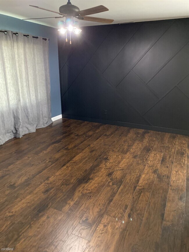 Building Photo - 3 br, 1 bath House - 6412 Marcy St