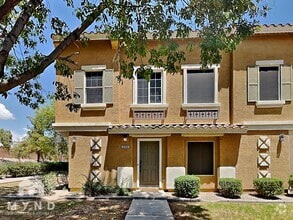 Building Photo - 4304 E Jasper Dr