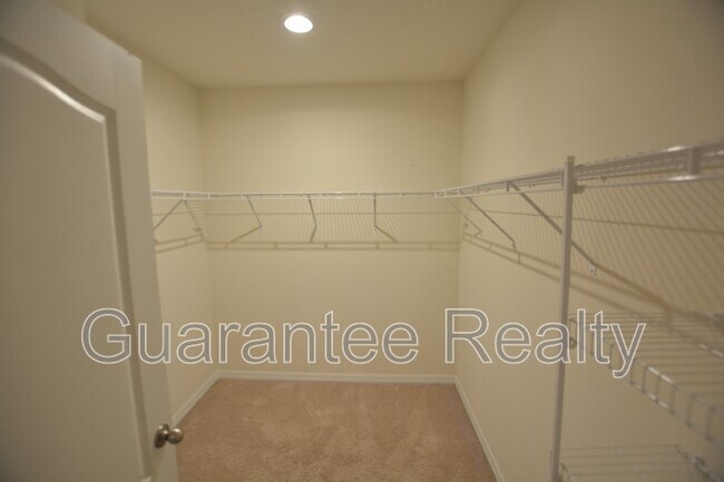 Building Photo - 5777 Arlington River Dr.