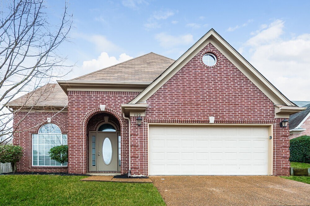 Foto principal - 1120 Green Fern Cove