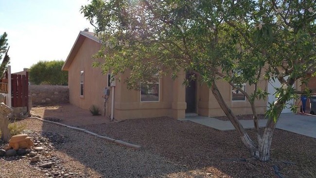 Building Photo - 4009 Tierra Inez Pl