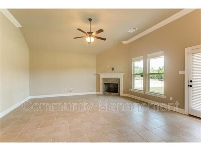 Building Photo - 1544 Dominic Dr