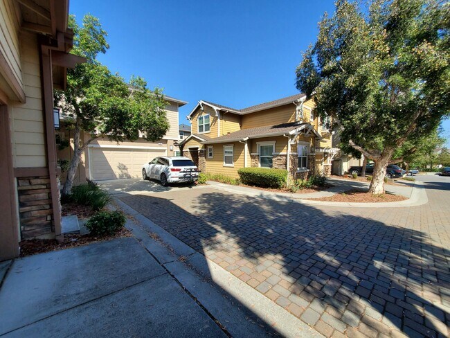 Foto del edificio - 28 Bonsai Ct