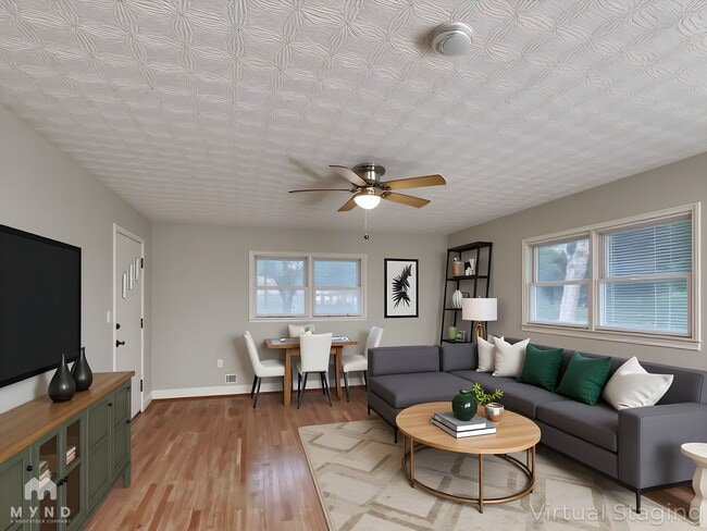 Building Photo - 2206 Rockdale Dr NW