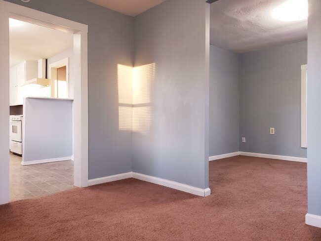 Building Photo - 20213 Pvt 222nd Dr