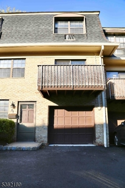 Primary Photo - 768 Springfield Ave