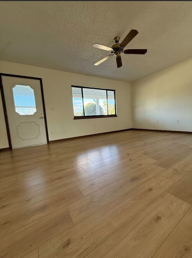 Foto del edificio - 10081 SW 95th Ave