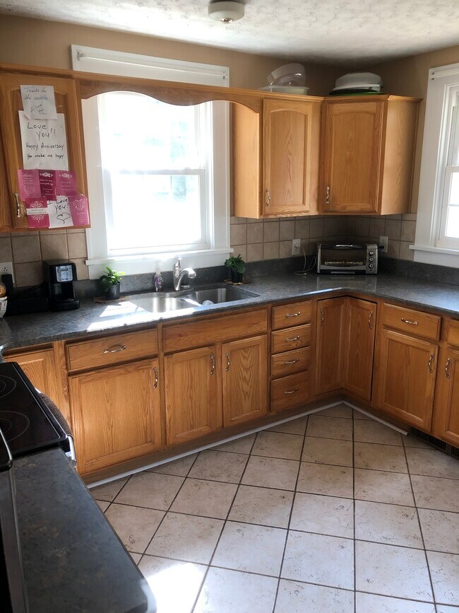 Cocina - 645 Ellett Rd NE