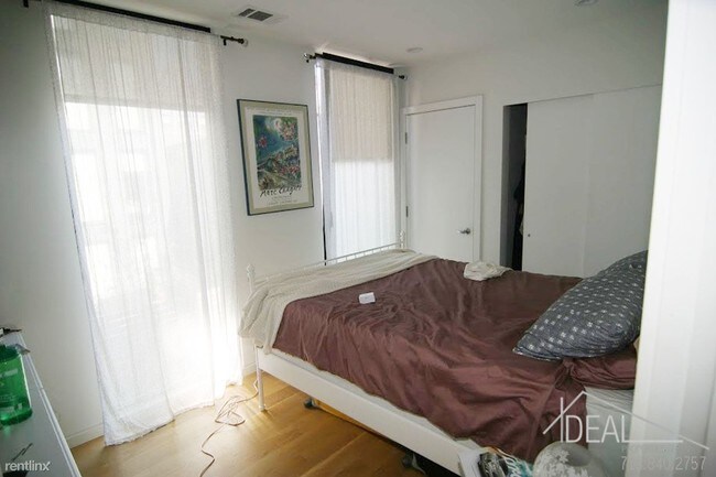 Foto del edificio - 42 N 1st St