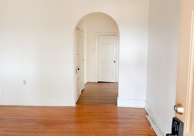 Hall to 2 bedrooms and bathroom - 1765 Stony Point Rd