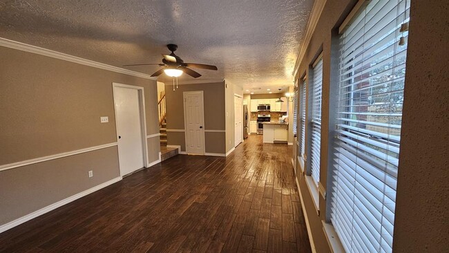 Foto del edificio - 1131 Juniper Canyon Ln