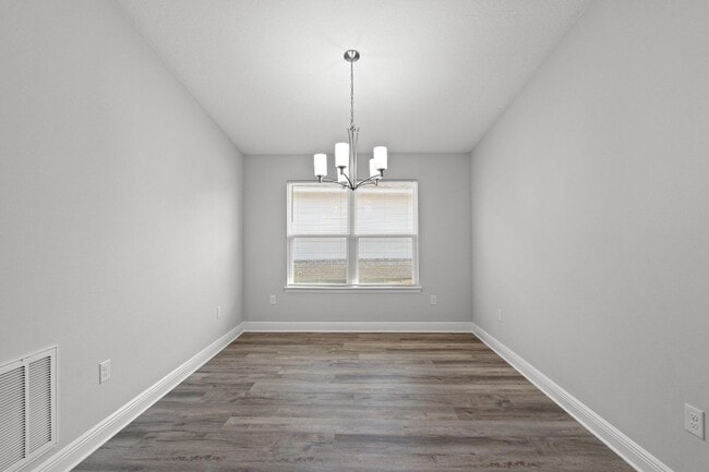 Foto del edificio - 571 Riverwalk Cir