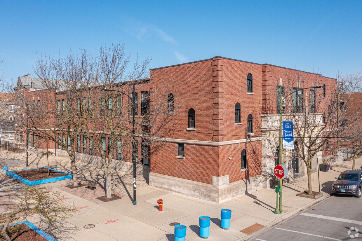 Foto principal - 1820-1840 S Leavitt St