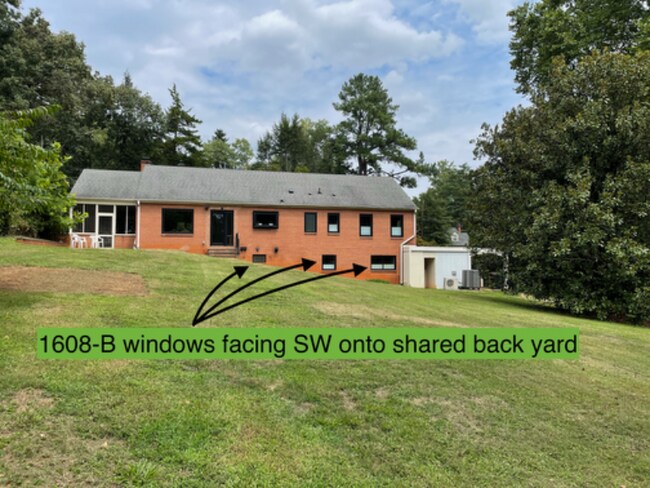 Building Photo - 1608 Grove Rd